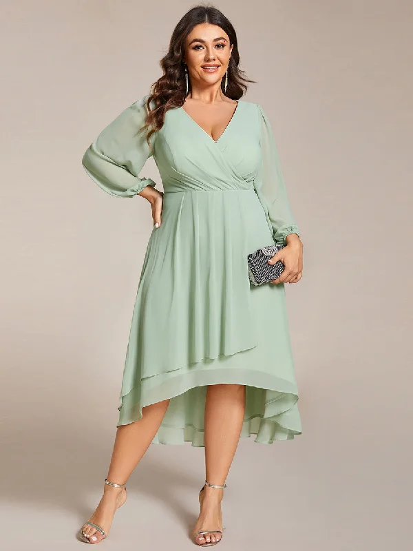 Plus Size Women's Knee-Length Wholesale Homecoming Cocktail Dresses With Long Sleeves