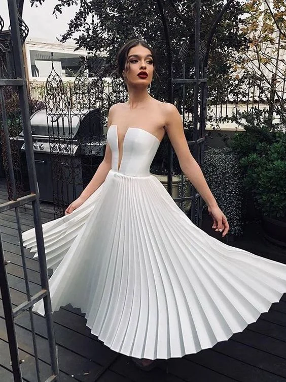 V Neck Solid Color Pleated Strapless Prom Dresses    S2714